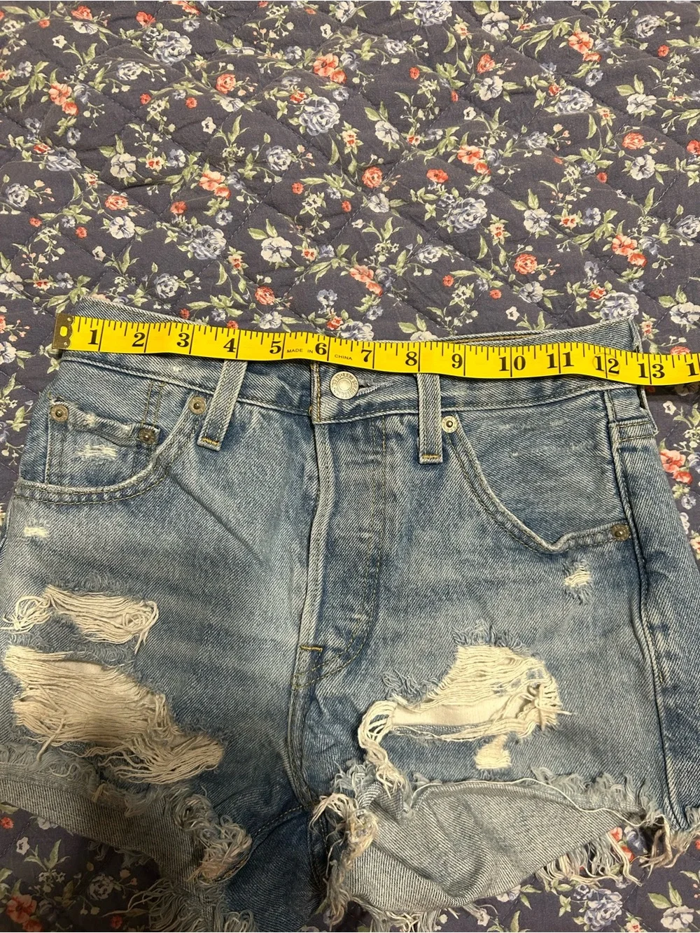 LEVI 501 Denim Shorts